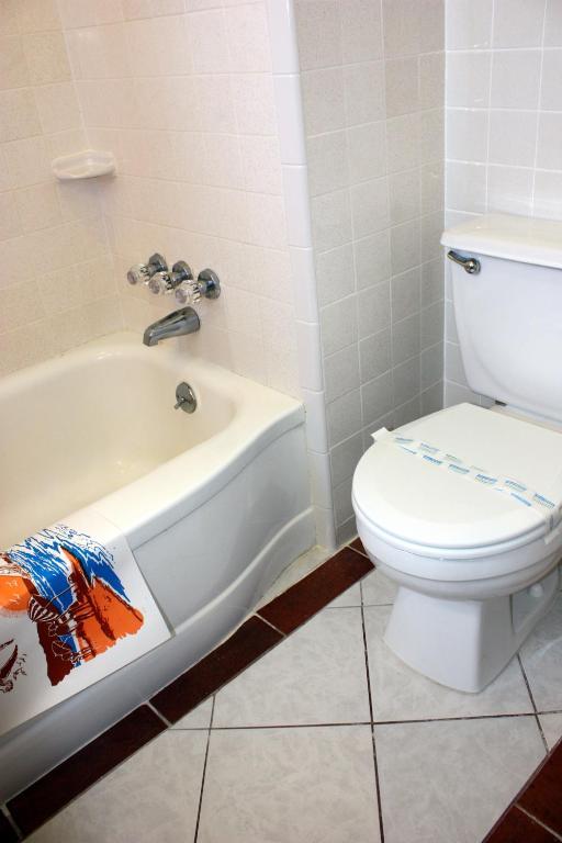 Key West Hotel Wildwood Room photo
